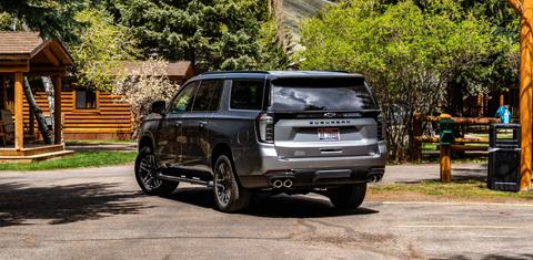 Chevrolet Suburban 2026
