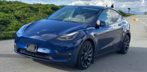 Tesla Model Y 2023