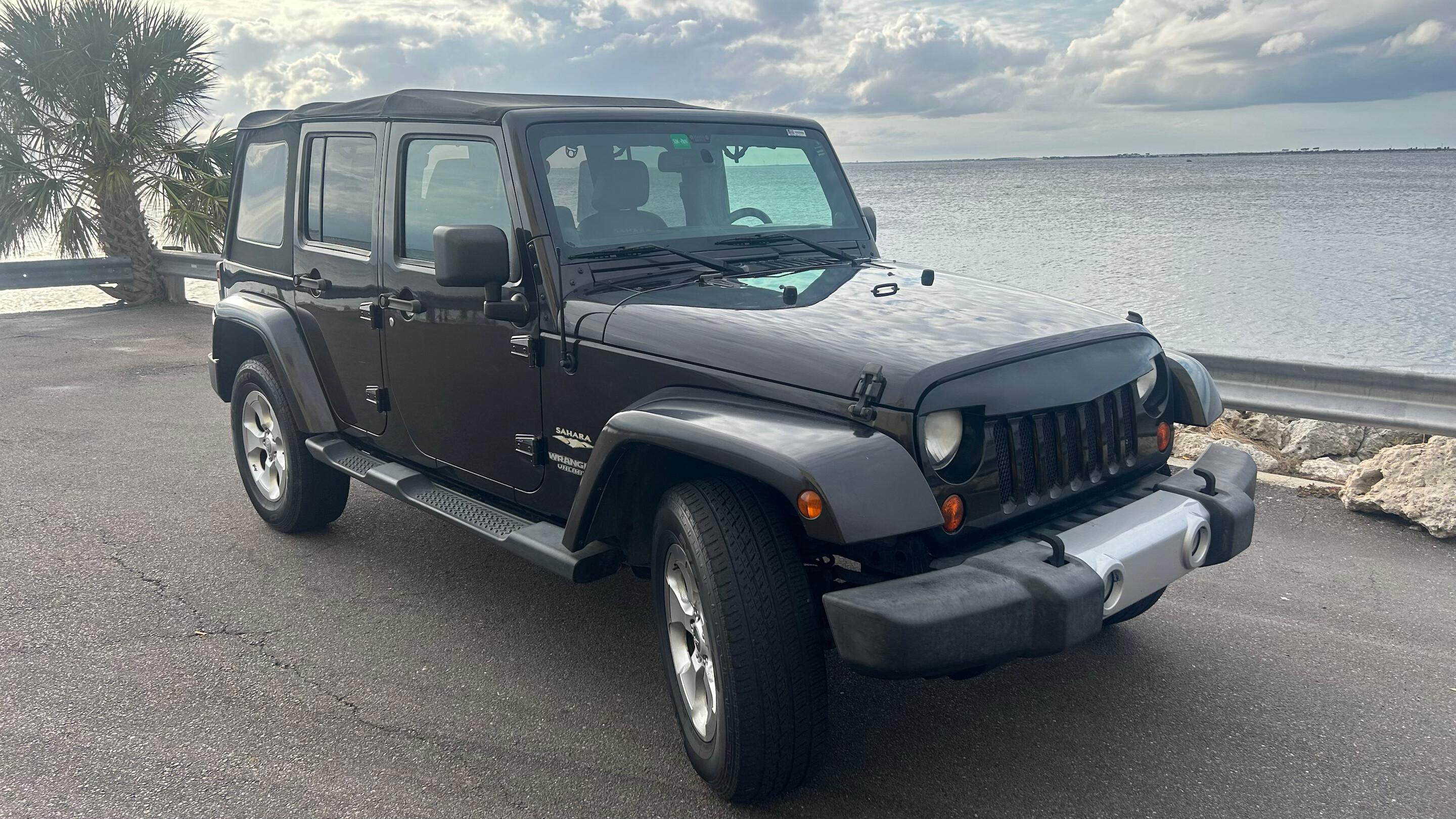 Jeep Wrangler Unlimited 2013 in 