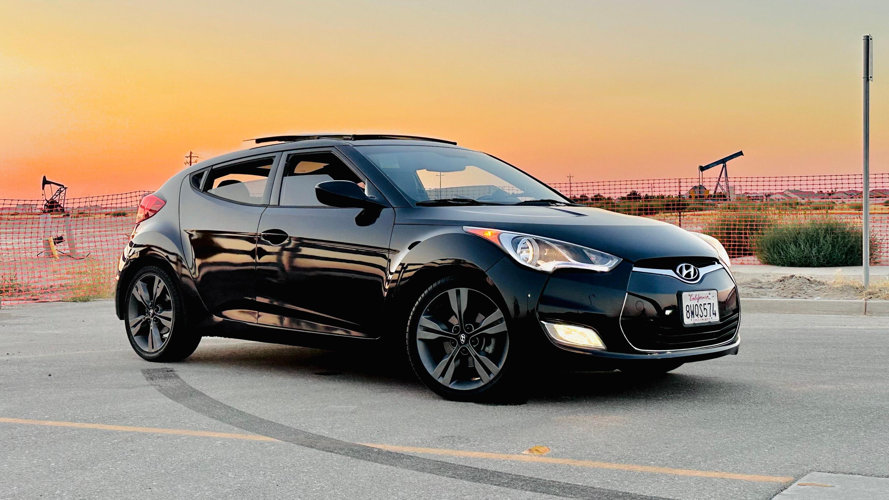 Hyundai Veloster 2016 in Bakersfield, CA