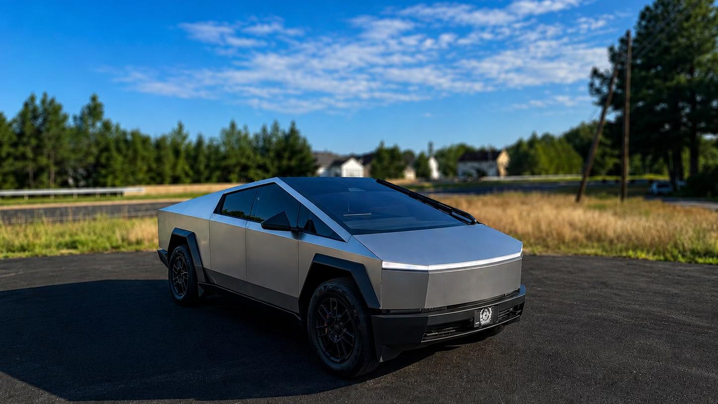 Tesla Cybertruck 2025 in Woodbridge, VA