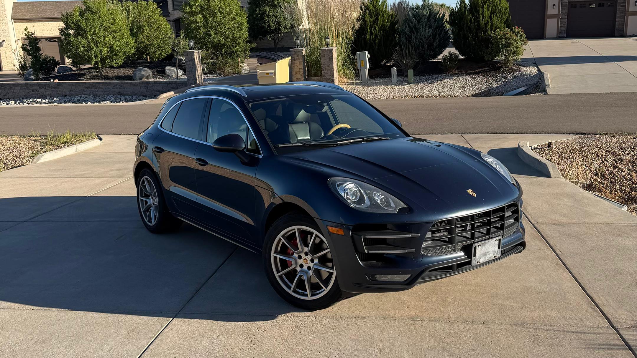 Porsche Macan 2015 in Aurora, CO