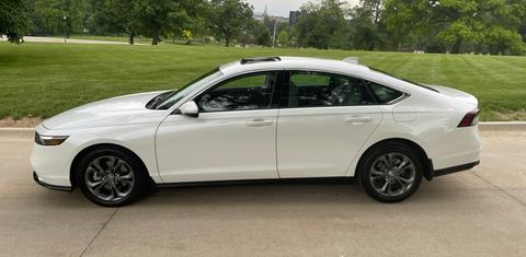 Honda Accord Hybrid 2023