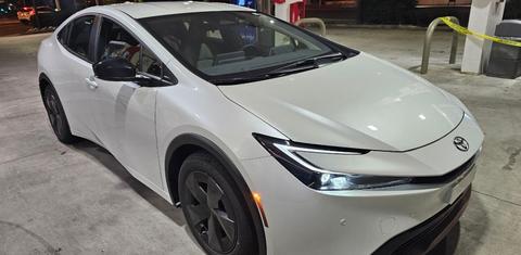 Toyota Prius 2024