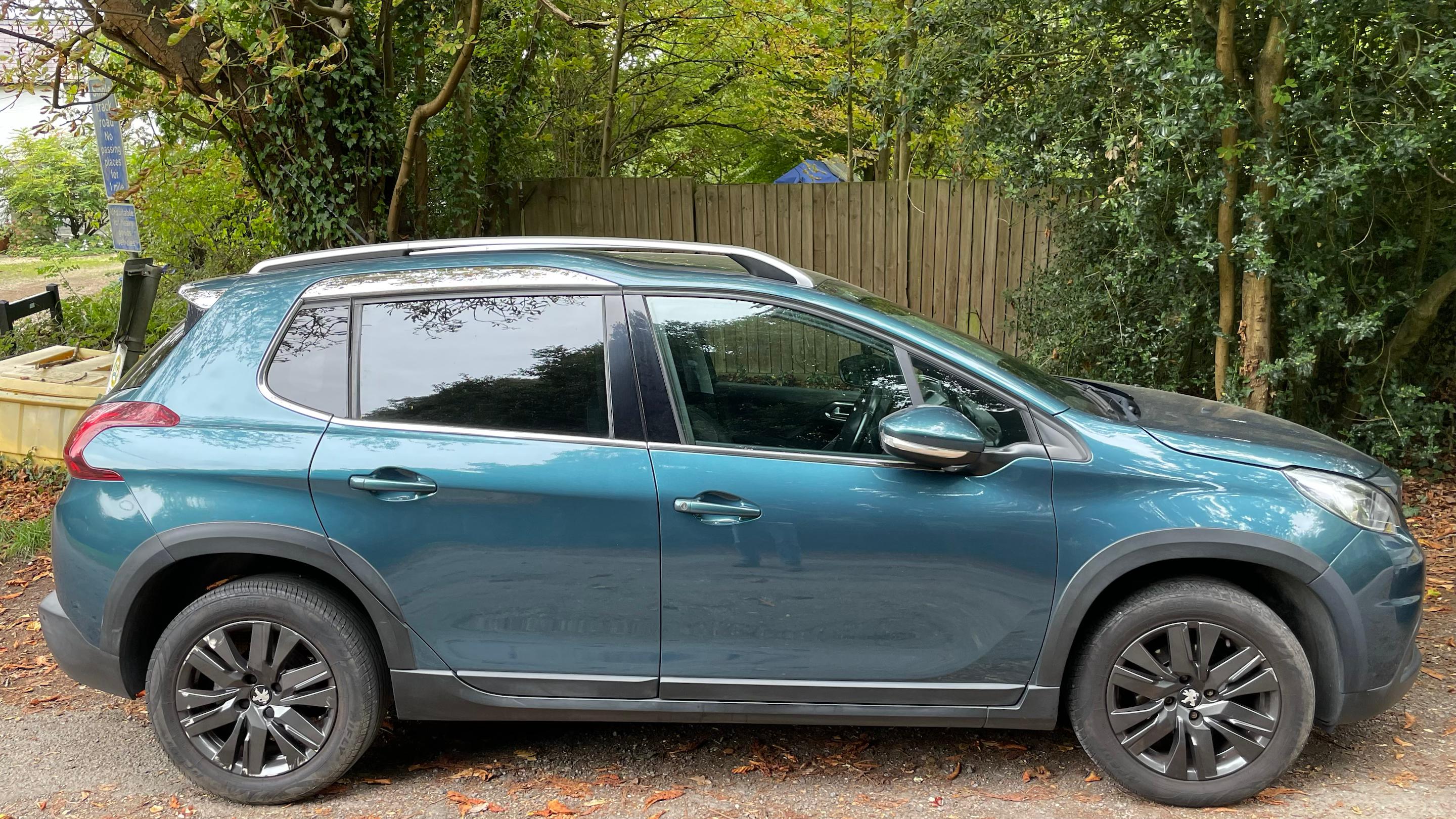 Peugeot 2008 2017 in Oxford