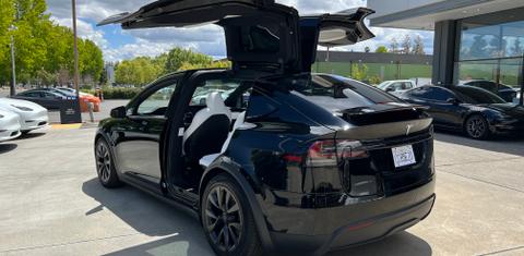 Tesla Model X 2022