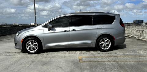 Chrysler Pacifica 2020