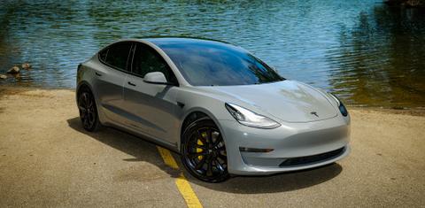 Tesla Model 3 2020