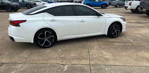 Nissan Altima 2025