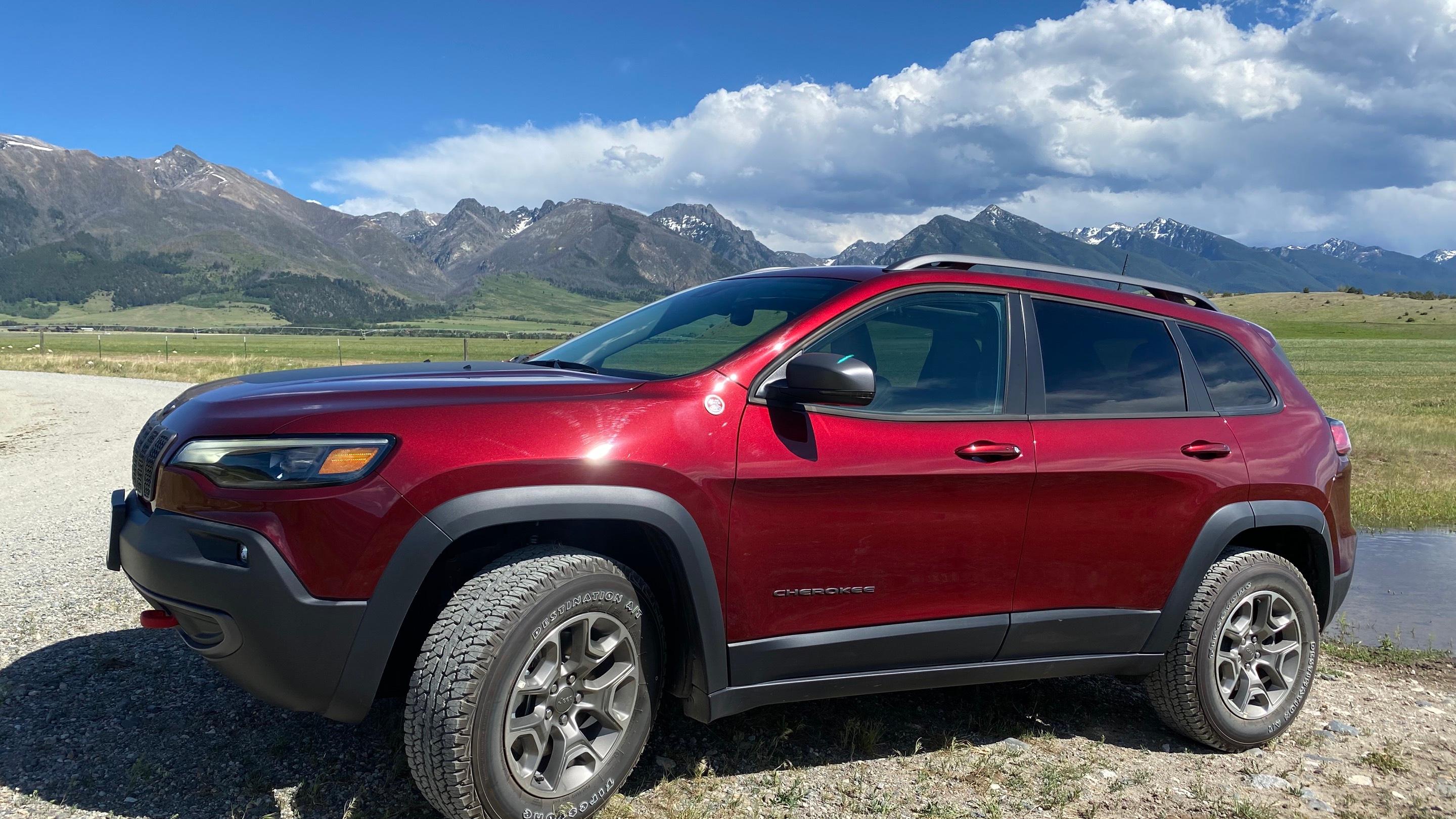 Jeep Cherokee 2021 in Livingston, MT