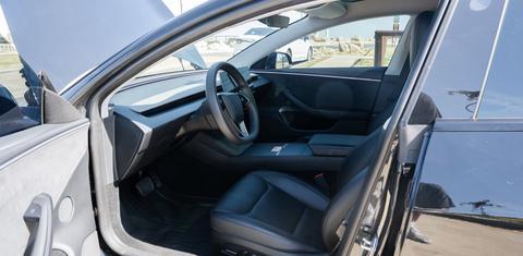 Tesla Model 3 2025
