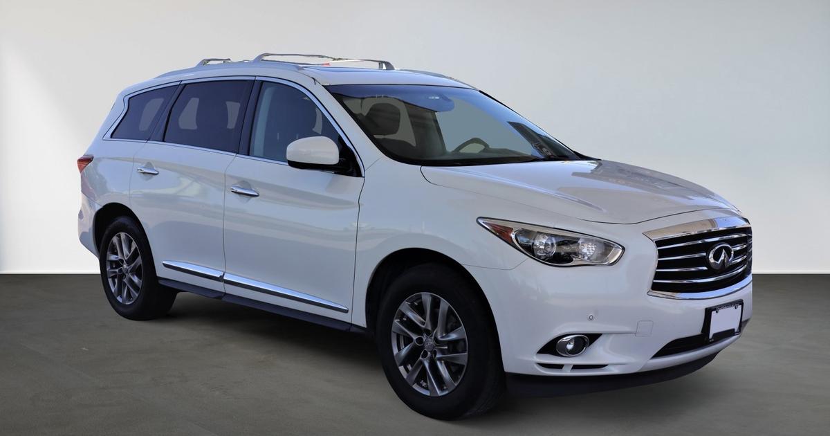 INFINITI JX35 2013 rental in Englewood, CO by Joe S. Turo