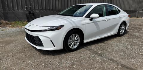 Toyota Camry Hybrid 2025