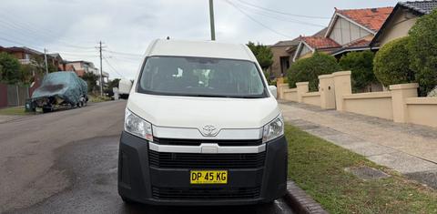 Toyota HIACE 2020