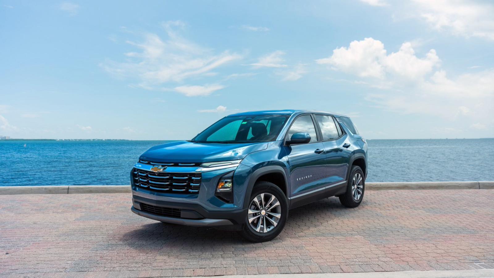 Chevrolet Equinox 2025 in Miami, FL