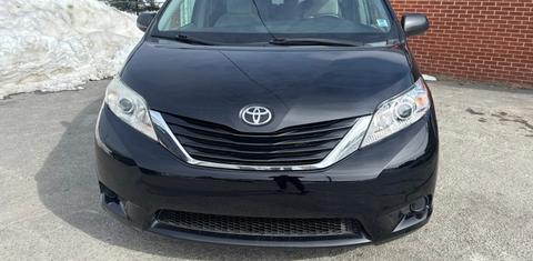 Toyota Sienna 2015