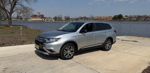 Mitsubishi Outlander 2016