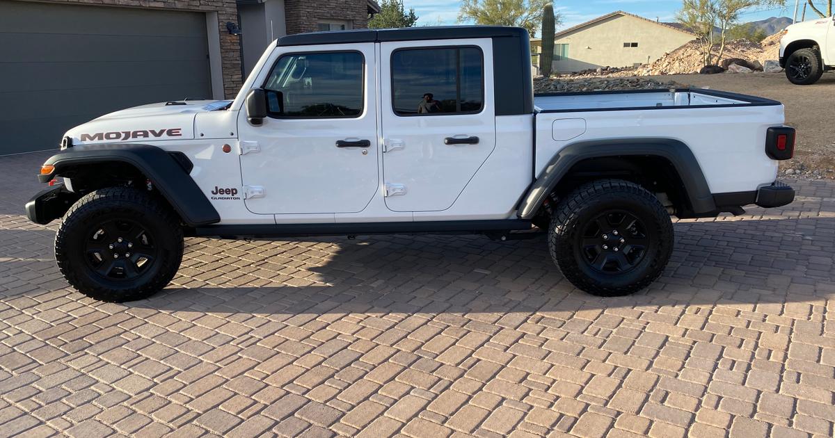 Jeep Gladiator 2021 rental in Phoenix, AZ by Leonard W. Turo