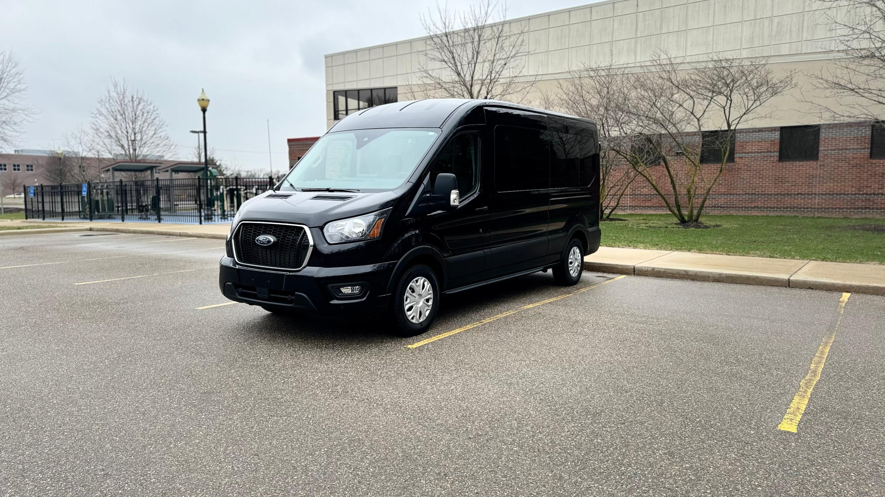 Ford Transit 2024 in Madison Heights, MI