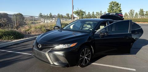 Toyota Camry 2019