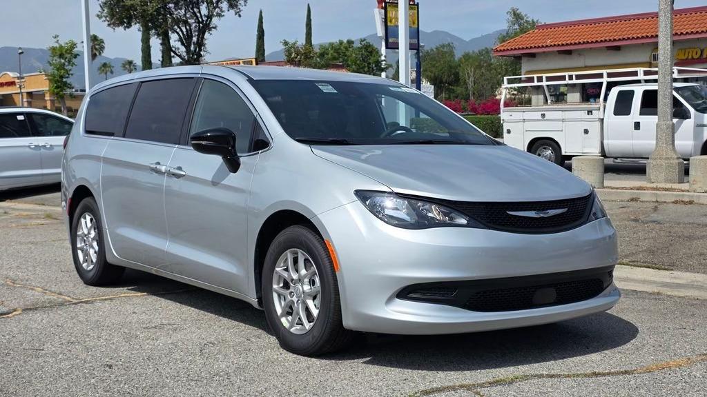 Chrysler Voyager 2026 in 