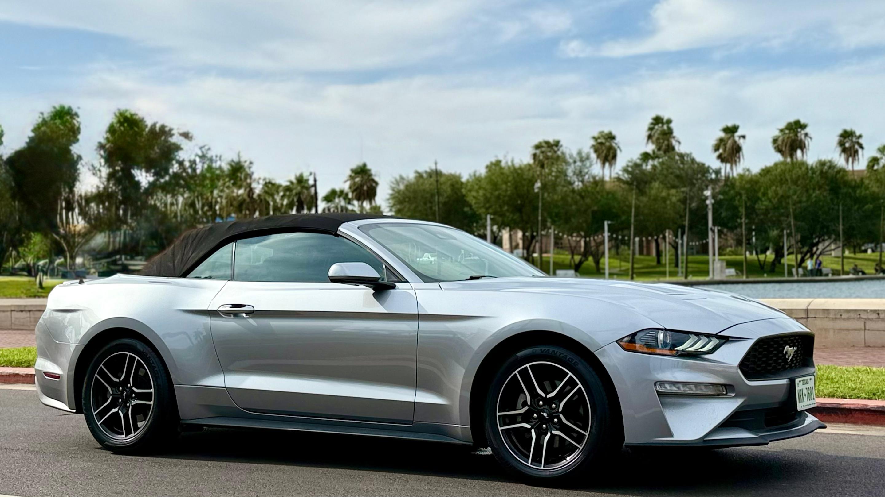 Ford Mustang 2022 in 