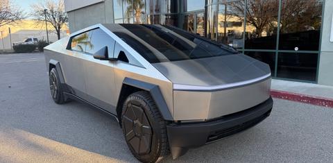 Tesla Cybertruck 2025