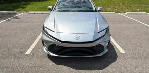 Toyota Camry Hybrid 2025