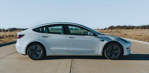 Tesla Model 3 2023