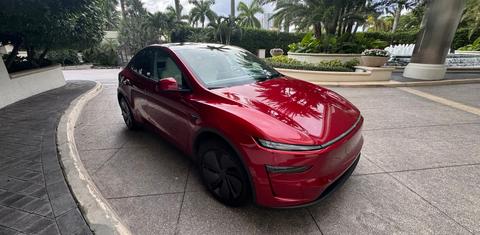 Tesla Model Y 2026