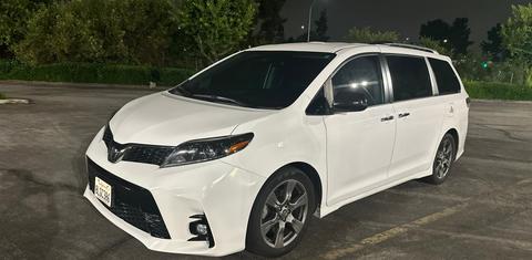 Toyota Sienna 2019