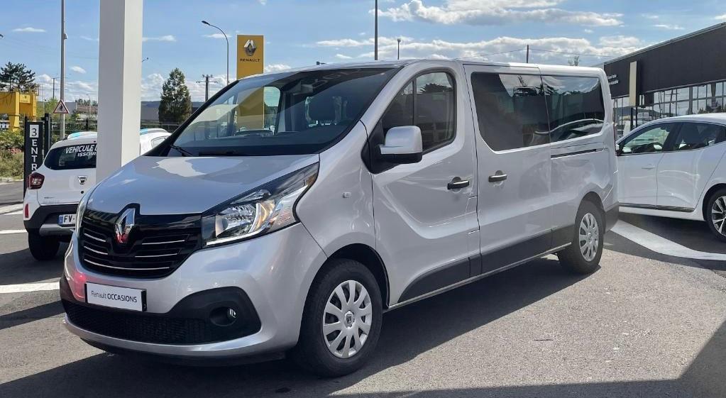 Renault TRAFIC III 2018 à Paris