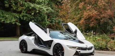 BMW i8 2016