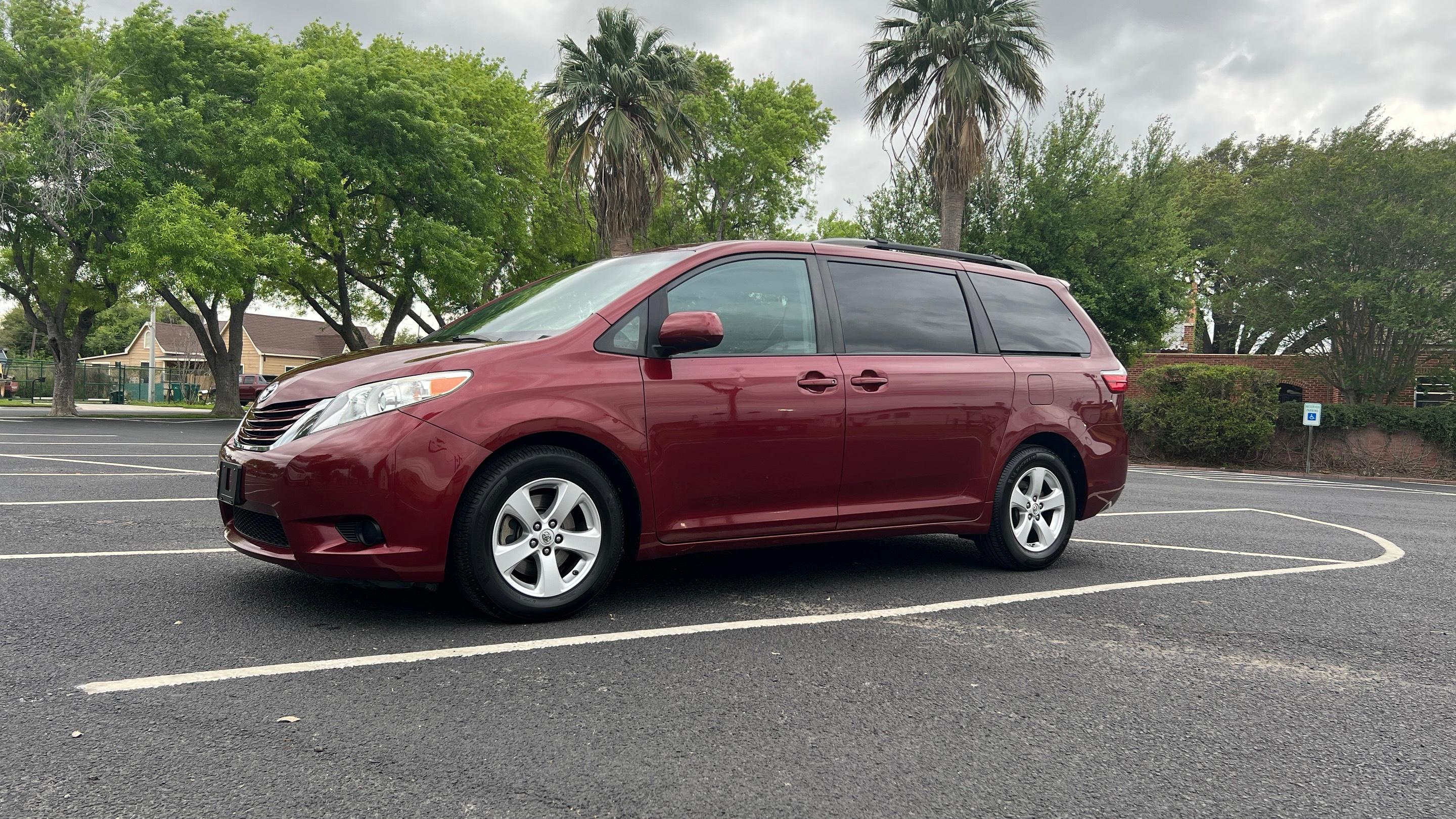 Toyota Sienna 2017 in McAllen, TX
