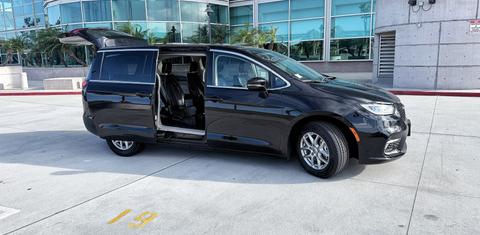 Chrysler Pacifica 2024