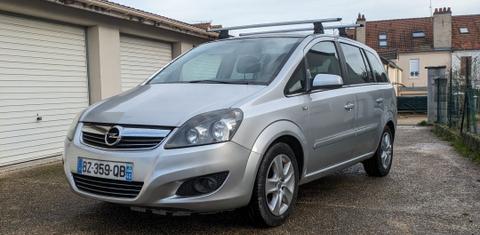 Opel ZAFIRA 2005