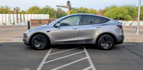 Tesla Model Y 2026