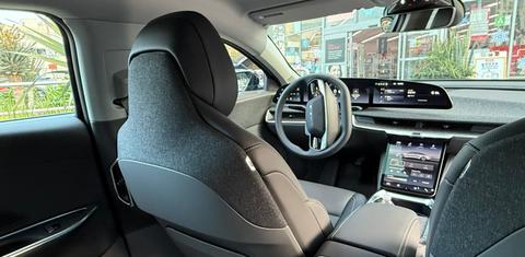 Lucid Air 2025