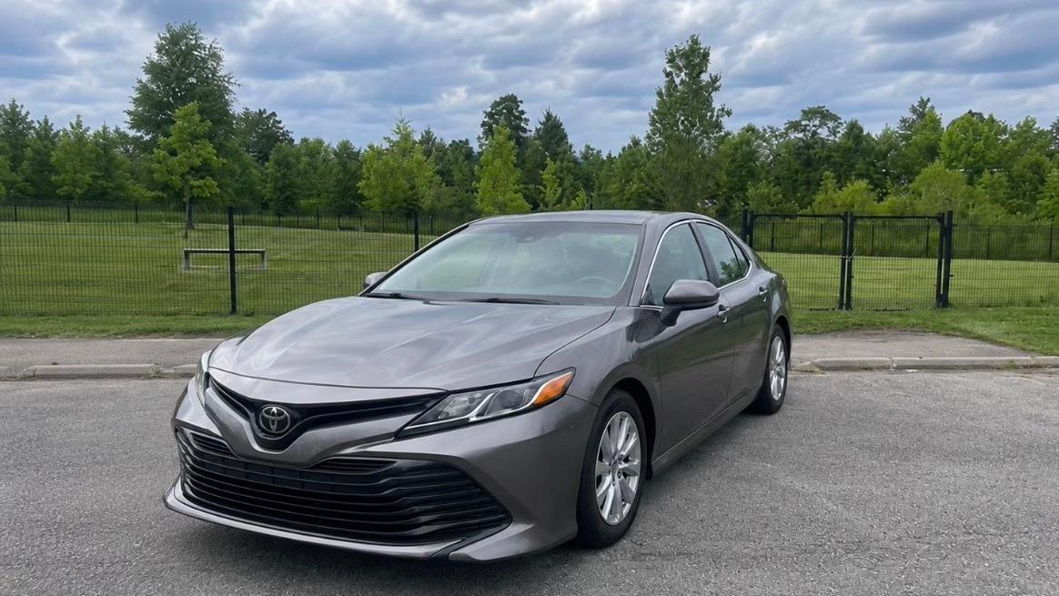 Toyota Camry 2018 in Louisville, KY