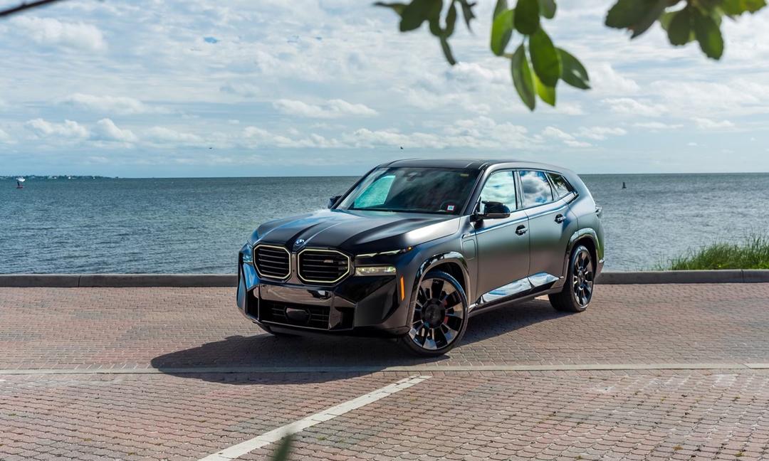 BMW XM 2024