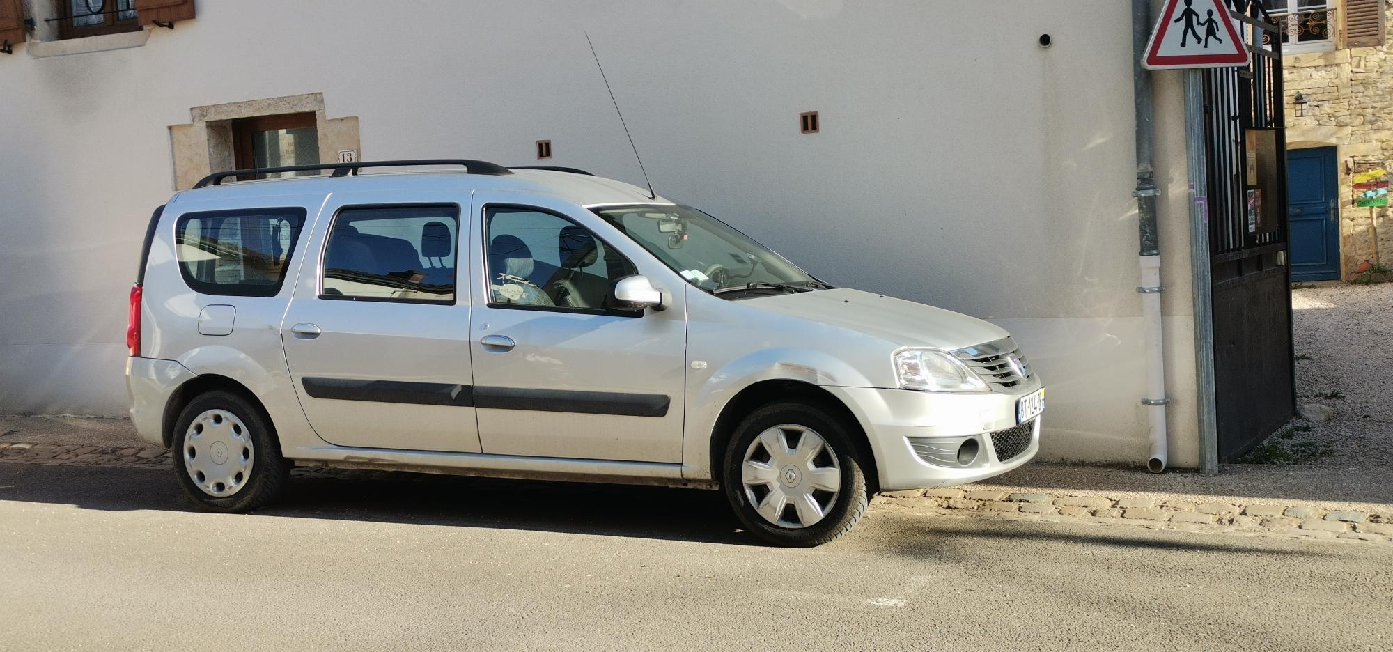 Dacia LOGAN MCV 2011 à Meuilley