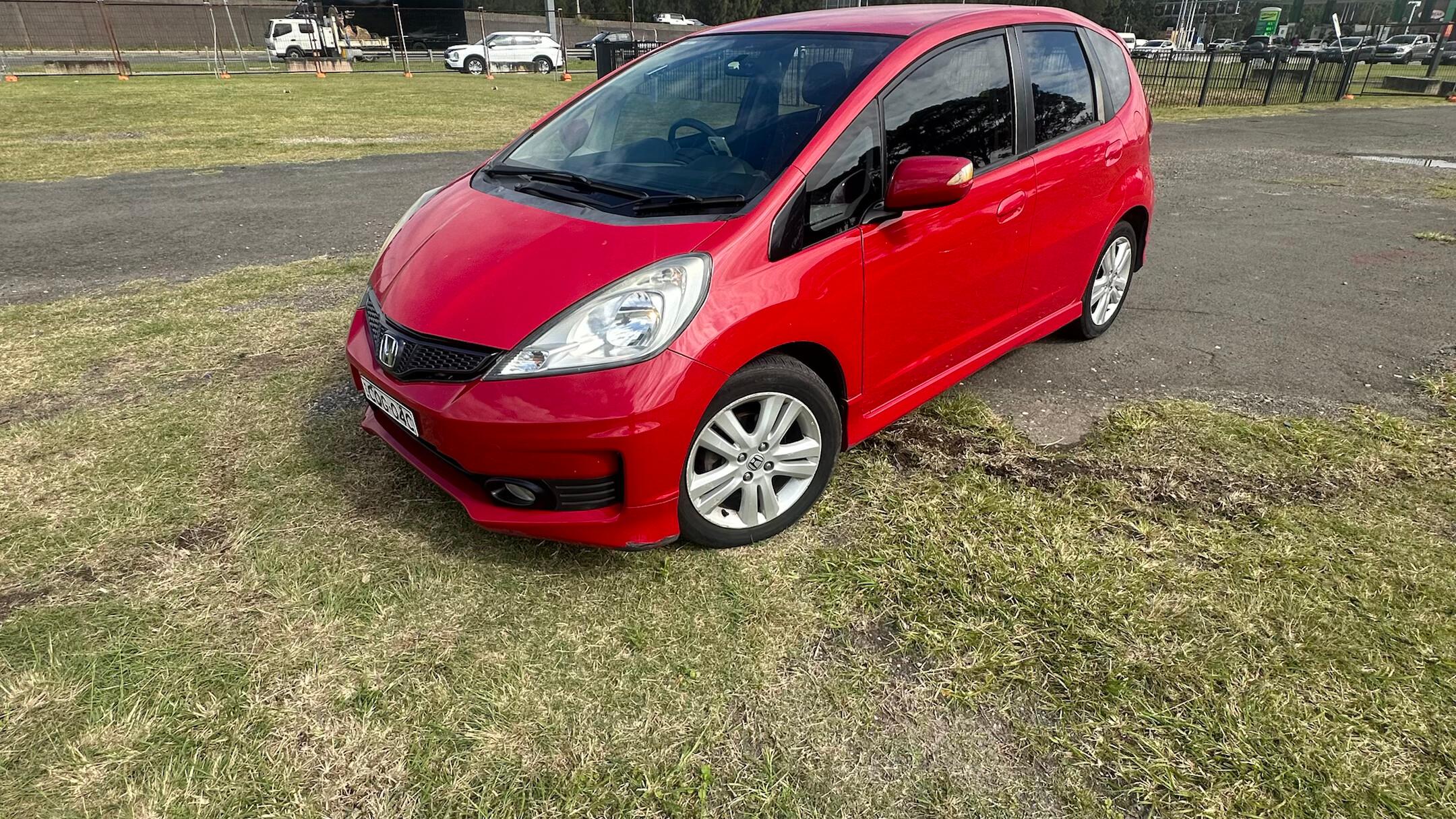 Honda JAZZ 2013 in Waterloo