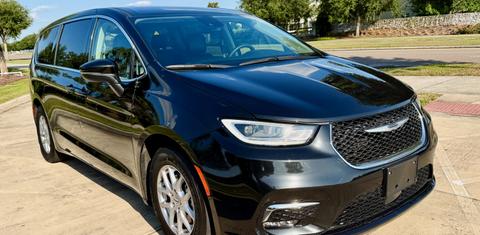 Chrysler Pacifica 2023