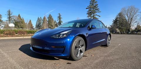 Tesla Model 3 2022