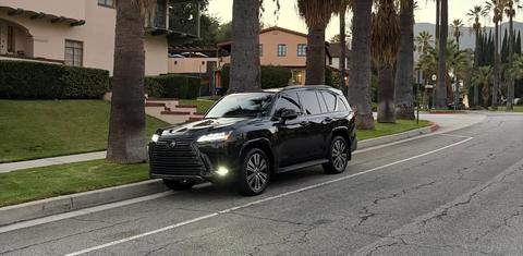 Lexus LX 2024