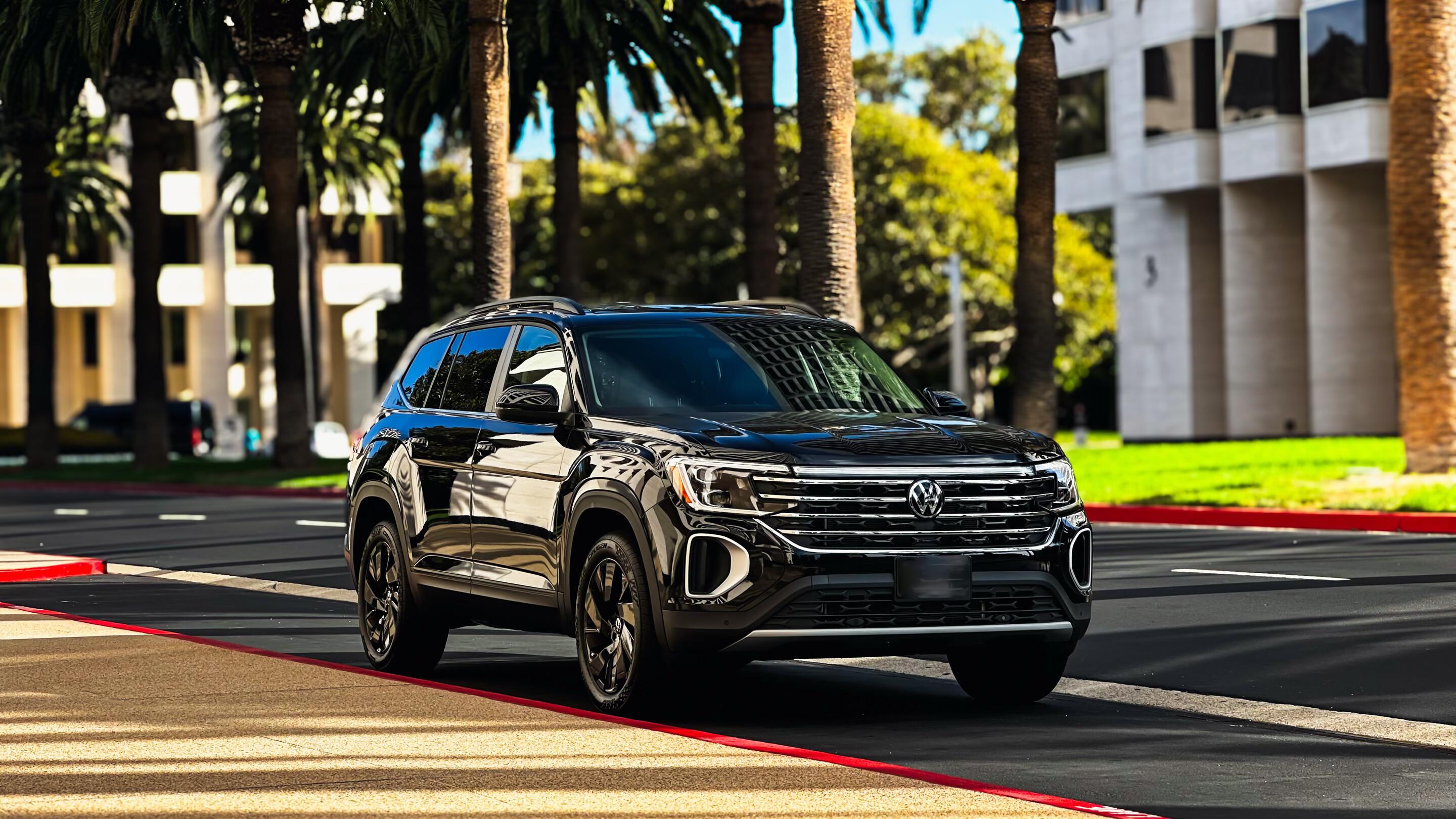Volkswagen Atlas 2025 in Newport Beach, CA