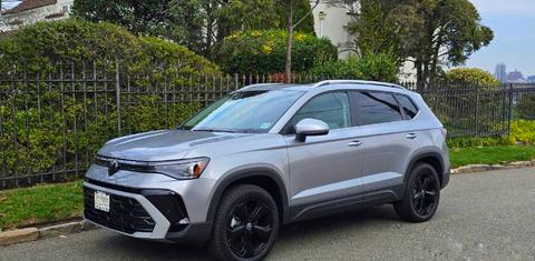 Volkswagen Taos 2025