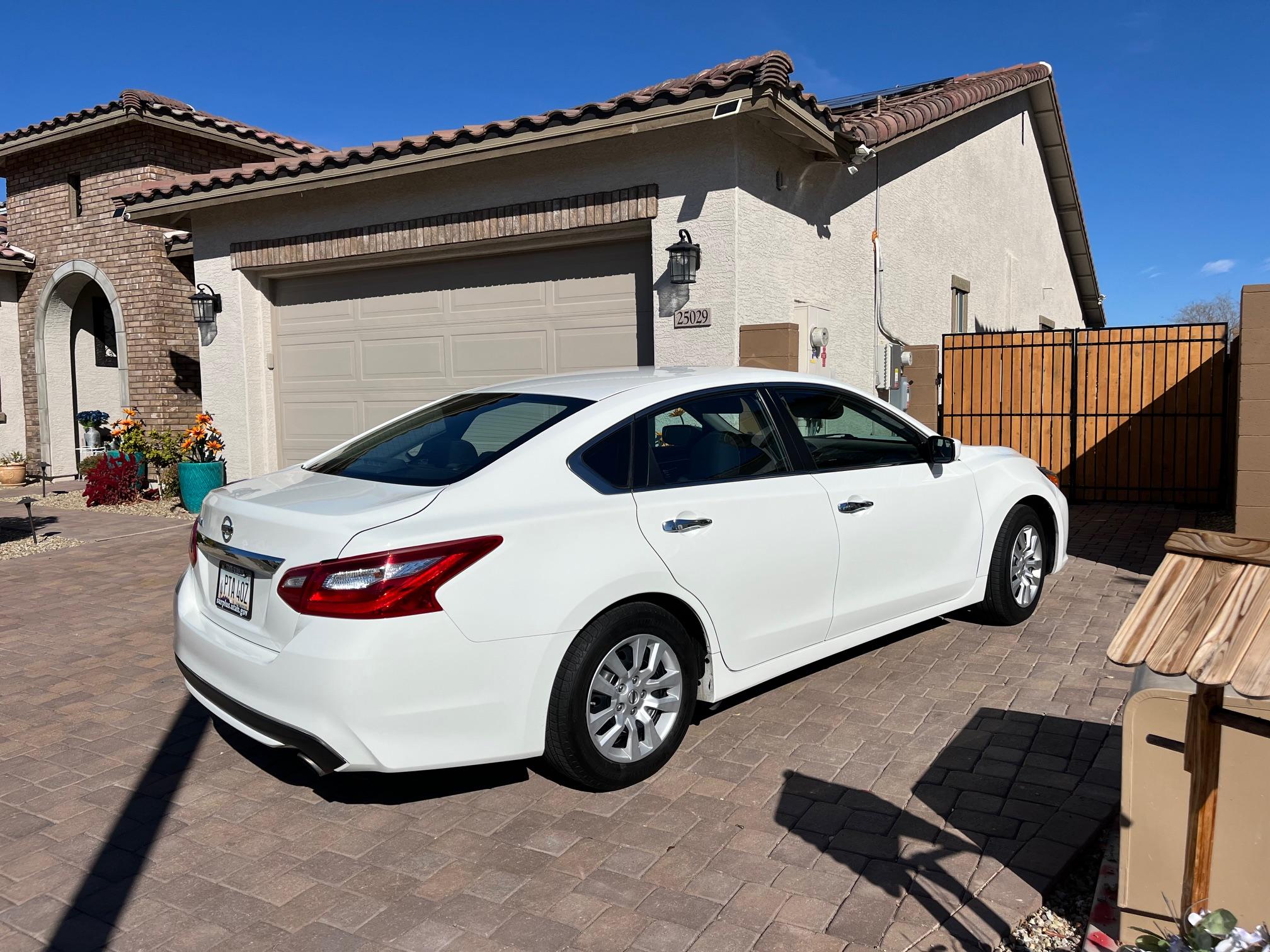 Nissan Altima 2017 in Surprise, AZ