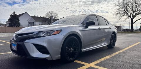 Toyota Camry 2019
