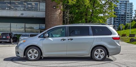 Toyota Sienna 2016